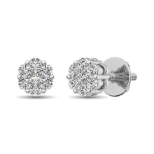 10K White Gold 1/5 Ct.Tw. Diamond Flower Studs Earrings