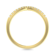 Diamond 1/6 Ct.Tw. Chevron Band in 14K Yellow Gold