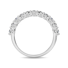 14K White Gold Diamond 5/8 Ct.Tw. 9 Stone Anniversary Band