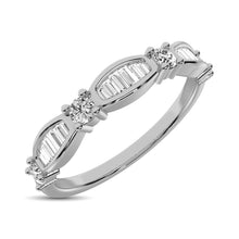 14K White Gold 1/4 Ctw Round and Tapper Diamond Band Ring - thediamondsq