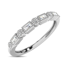 14K White Gold 1/10 Ctw Round and Tapper Diamond Band Ring - thediamondsq