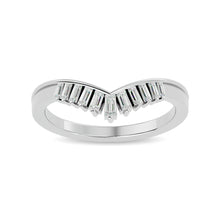 Diamond Chevron Band 1/5 ct tw in 14K White Gold
