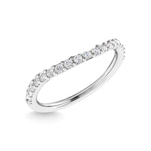 Diamond 1/4 Ct.Tw. Chevron Band in 14K White Gold