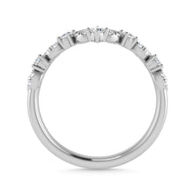 Diamond 1/5 Ct.Tw. Chevron Band in 10K White Gold