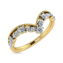 Diamond 1/5 Ct.Tw. Chevron Band in 10K Yellow Gold