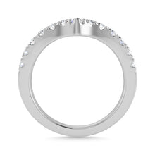 Diamond 1/2 Ct.Tw. Chevron Band in 10K White Gold