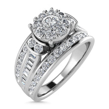 Diamond 1 Ct.Tw. Round and Tapper head Ring in 10K White Gold