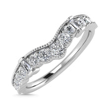 Diamond 1/3 Ct.Tw. Chevron Band in 10K White Gold