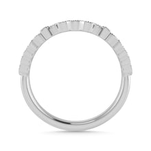 Diamond 1/3 Ct.Tw. Chevron Band in 10K White Gold