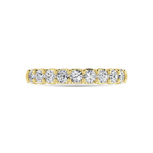 14K White Gold Diamond 1 3/4 Ct.Tw. Round Shape Half Way wedding Band (size 6.5)