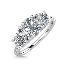 14K White Gold Lab Grown Diamond 1 1/2 Ct.Tw. Round Shape Three Stone Engagement Ring