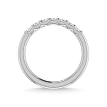 14K White Gold Diamond 5/8 Ct.Tw. Round Shape 7 Stone Band