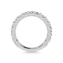 14K White Gold Diamond 2 1/4 Ct.Tw. Round Shape Three Fourth Wedding Band